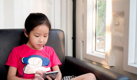 Japan thinks smartphones are destroying students’ eyesight